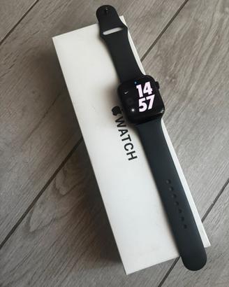 APPLE WATCH SE 44 2024