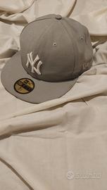 Cappello New Era Grigio