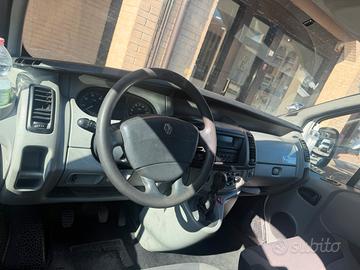 Renault traffic passo medio