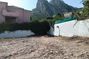 Terreno edificabile vista montagna a San Pantaleo