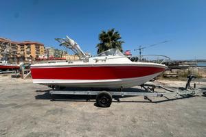 Semicabinato Cicala Bertinetti 6,50m 40 Cavalli
