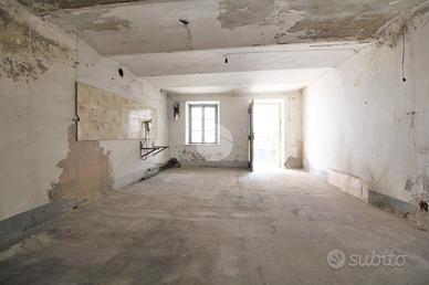 4 LOCALI A BRANDIZZO