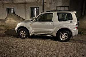Pajero v60
