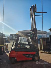 Carrello elevatore elettrico 3000kg Linde