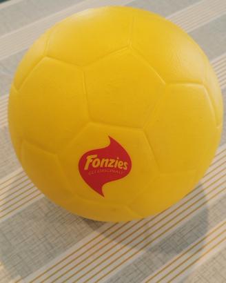 pallone con logo Fonzies