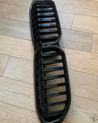 Griglia BMW Serie 3 G20/G21 anno 2022