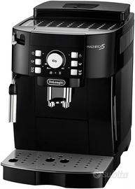 Macchina caffe De'Longhi Magnifica S automatica