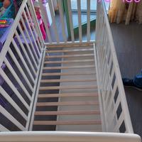 Lettino per bimbo in legno