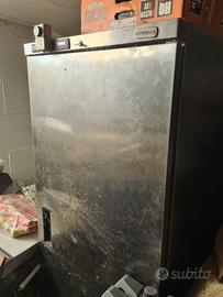 Frigo per ristorante o tavola calda