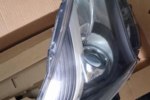 faro Toyota Yaris Hybrid 