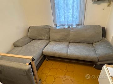 Divano letto con penisola