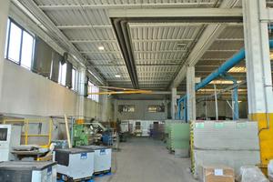 Capannone industriale indipendente con uffici