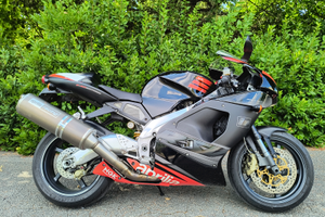 Aprilia RSV 1000 Inscritta storica FMI