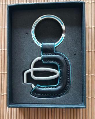 Portachiavi Piquadro in pelle e acciaio 