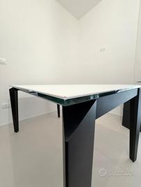 Tavolo Freccia di Zamagna 