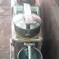 Frullatore, spremiagrumi frappè smoothie e tritagh