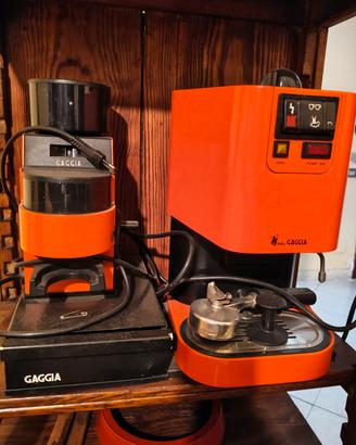 macchina caffè e macinacaffè vintage Gaggia 