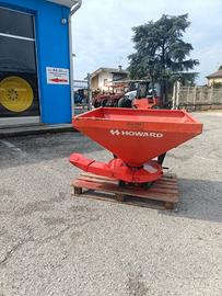 spandiconcime marca Howard per vigneto o frutteto