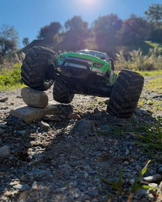 Hobbytech monster truck