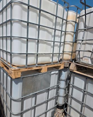 cisterna 1000 litri in plastica