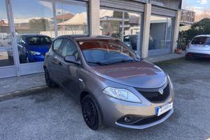 Lancia Ypsilon 1.2 69 CV 5 Black and Noir