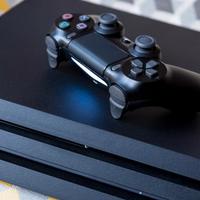 Ps4 pro 1tb 2controller