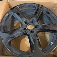 4 cerchi da 18 pollici alfa Romeo stelvio