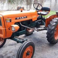 Trattrice agricola Fiat 215