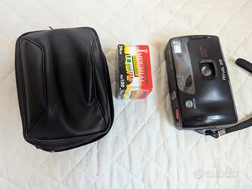 Macchina fotografica " Minolta Riva 35" portatile 