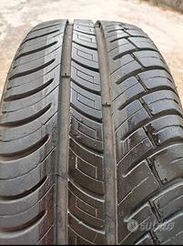 Pneumatico 185-60-15 