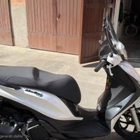 Piaggio Medley 200s marzo 2025 4500km
