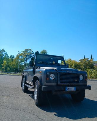 Defender TD5