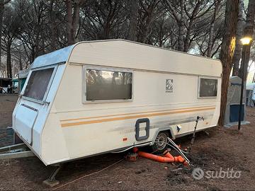 Roulotte caravan Knauss Sudwind