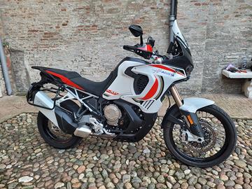 MV Agusta Enduro Veloce