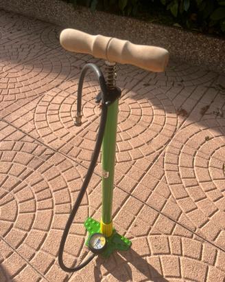 Pompa per bicicletta di  qualità  🇮🇹
