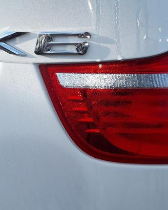 STOP POSTERIORE DESTRO INTEGRATO NEL PORTELLO BMW