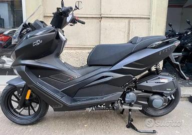 Promo mese new scooter kl brera 300-mot.piaggio lc