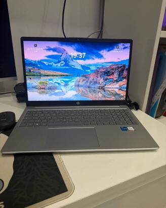 HP Laptop pc Intel Core i5 13ª Gen – 16 G