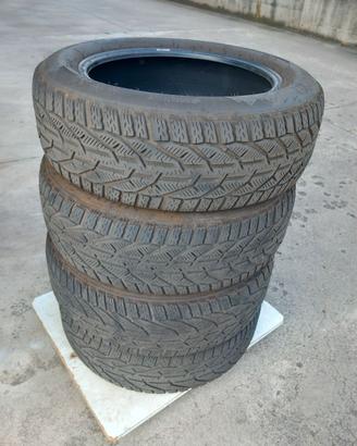 Gomme invernali 215-60-17