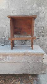 sgabello alto antico 