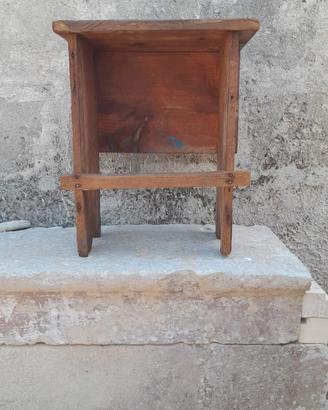 sgabello alto antico 
