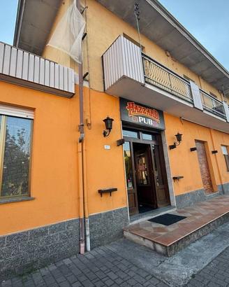 Attività / Licenza di 200 m² a Montà