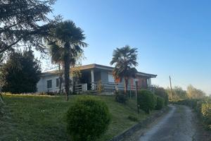 Casa indipendente libera su 3 lati