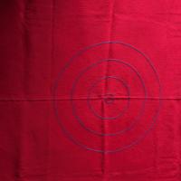 Tovaglia rossa ricamata a mano + 8 tovaglioli