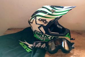Casco off-road e occhiali Arctic Cat