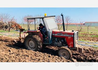 Trattore agricolo massey ferguson MF 275