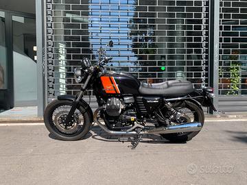 Guzzi V7 special II