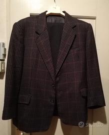 Abito di sartoria completo uomo elegante invernale