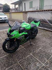 Kavasaki ninja 10 anno2011 come nuova