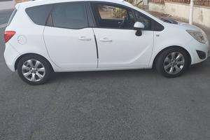 Opel Meriva 1.3 cdti